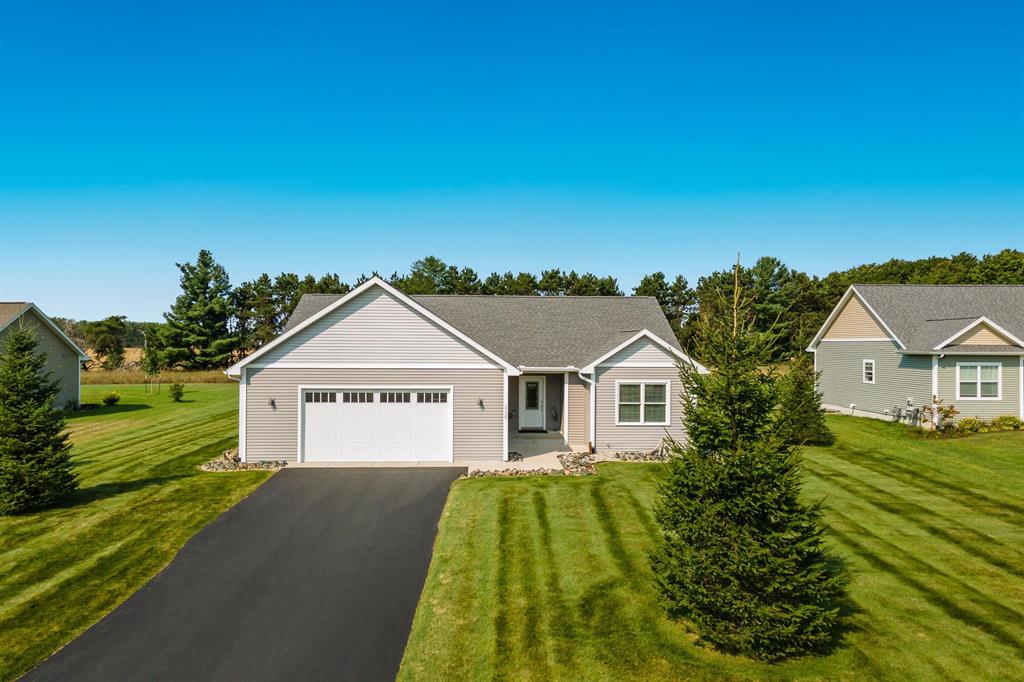 View East Bay Twp, MI 49696 house
