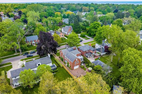 A home in Grosse Pointe Farms