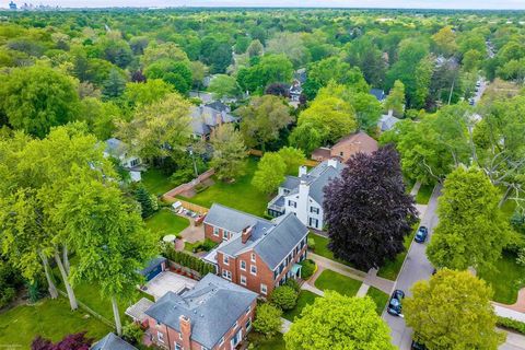 A home in Grosse Pointe Farms