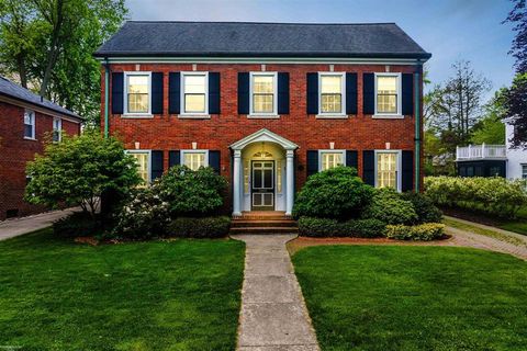 A home in Grosse Pointe Farms