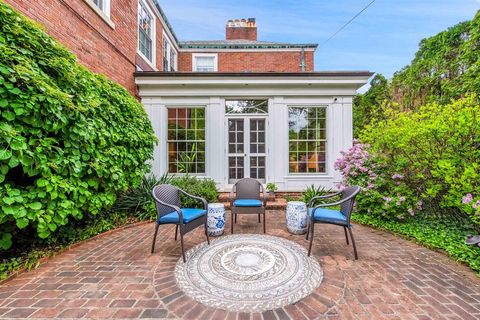 A home in Grosse Pointe Farms