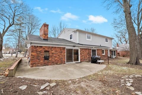 A home in Bloomfield Twp