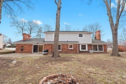 A home in Bloomfield Twp