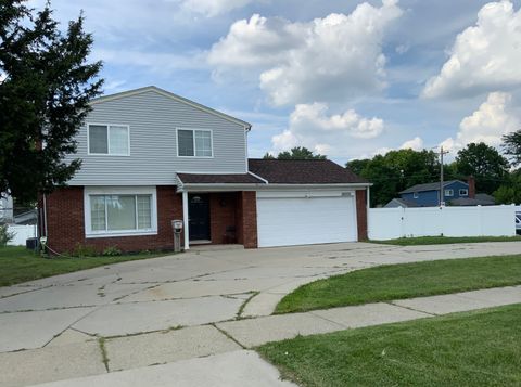 A home in Dearborn Heights