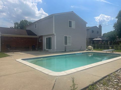 A home in Dearborn Heights