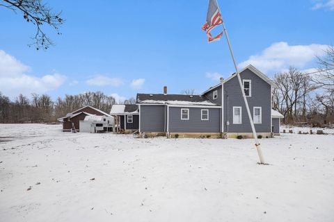 A home in Volinia Twp