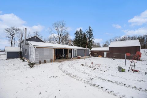 A home in Volinia Twp