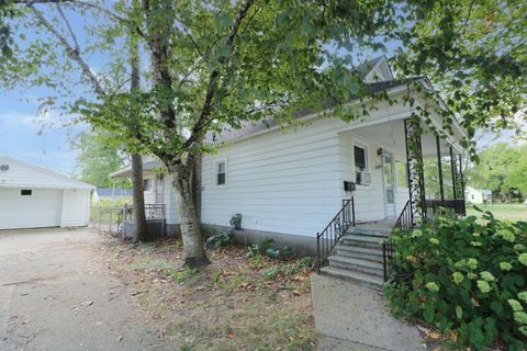 A home in Dearborn Heights