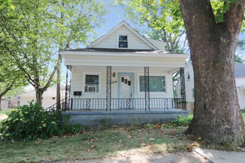 A home in Dearborn Heights