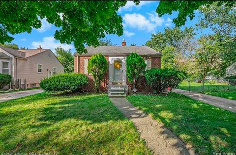 A home in Harper Woods