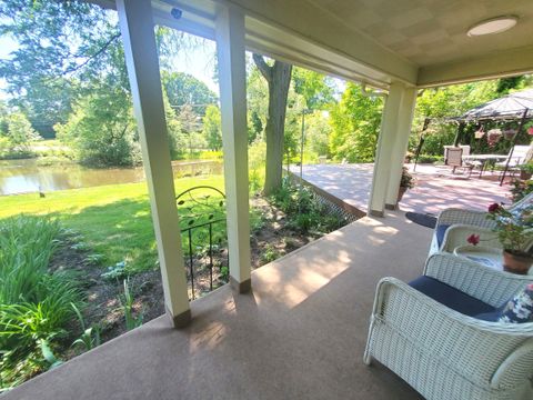 A home in West Bloomfield Twp