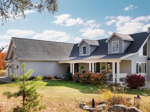 A home in Bear Lake Twp