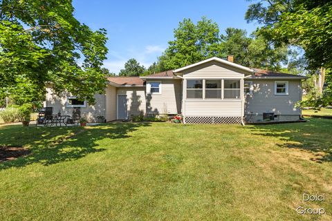 A home in Plainfield Twp