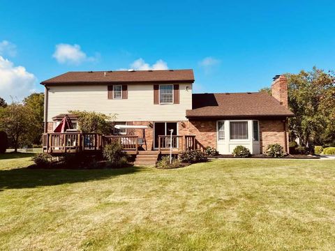 A home in Grosse Ile Twp