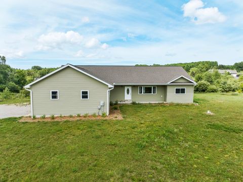 A home in Long Lake Twp