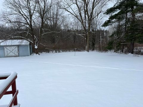 A home in Thetford Twp