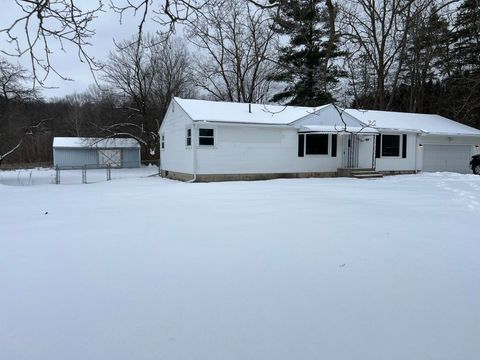 A home in Thetford Twp