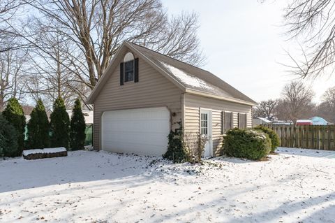 A home in Schoolcraft Vlg