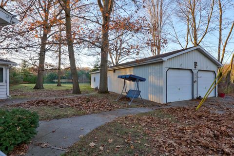 A home in Swan Creek Twp