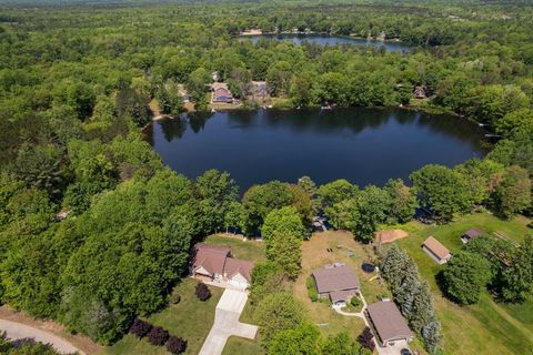 A home in Kalkaska Twp