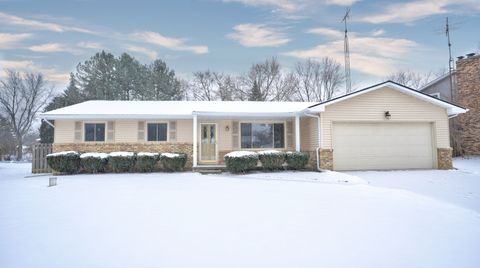 A home in Grand Blanc Twp