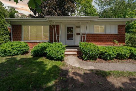 A home in Livonia