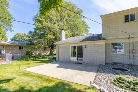 A home in Livonia