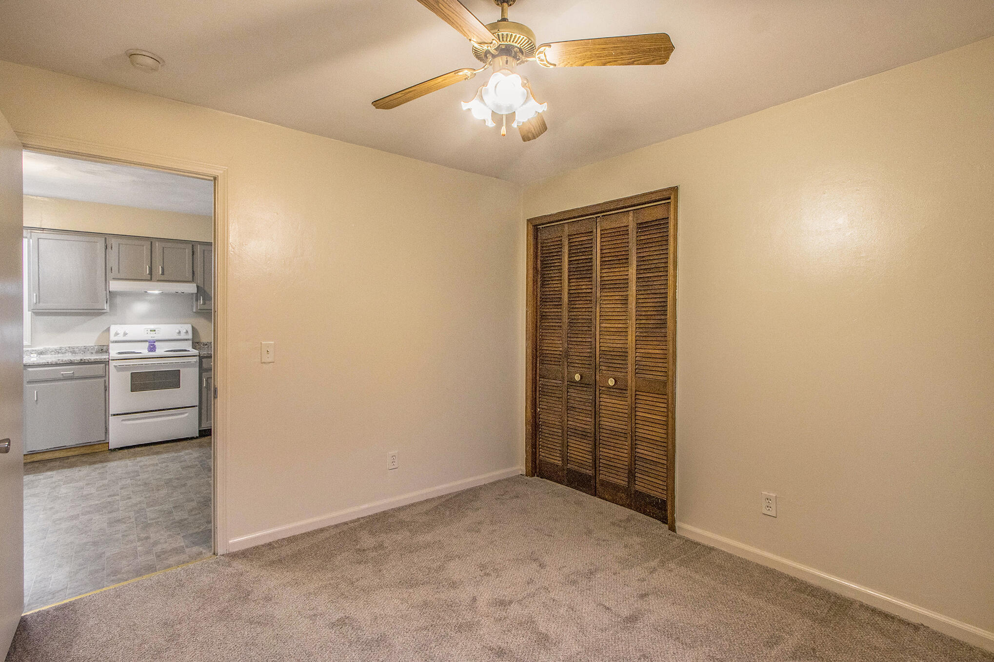 AugustaVillage_Kalamazoo, Michigan 49012, United States, 2 Bedrooms Bedrooms, ,1 BathroomBathrooms,Residential,Active,15912