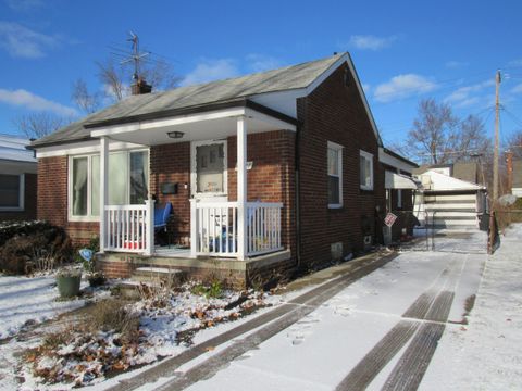 A home in Harper Woods