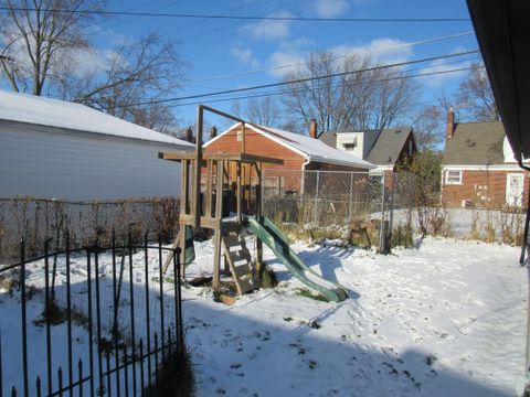 A home in Harper Woods