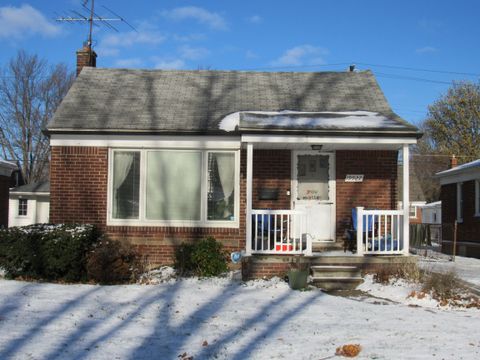 A home in Harper Woods