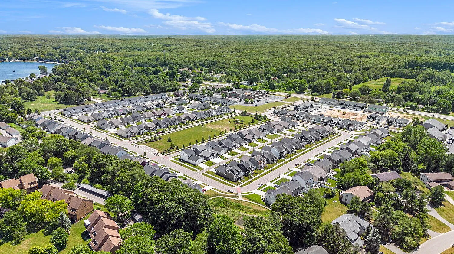 6708 Promenade Street