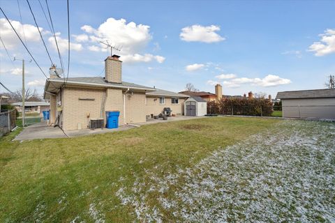 A home in Warren