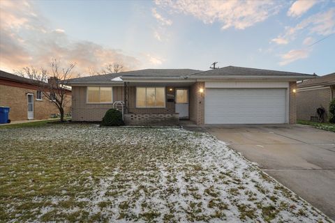 A home in Warren