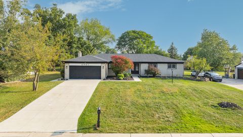 A home in West Bloomfield Twp