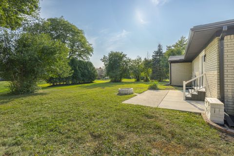 A home in West Bloomfield Twp