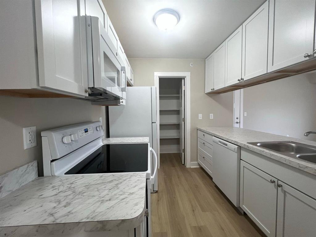 5200 N Genesee #202 Road