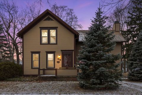 A home in Mt. Clemens