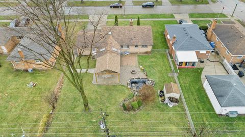 A home in Dearborn Heights