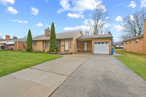 A home in Dearborn Heights