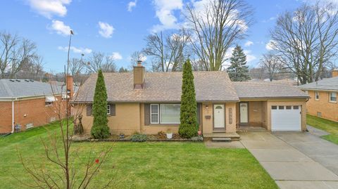 A home in Dearborn Heights