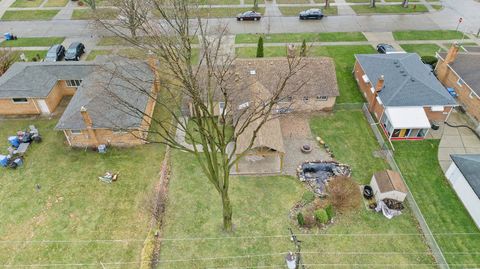 A home in Dearborn Heights