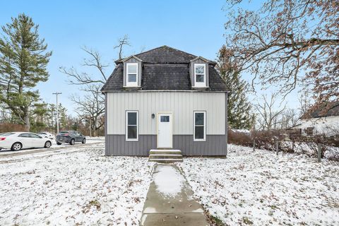 A home in White Cloud