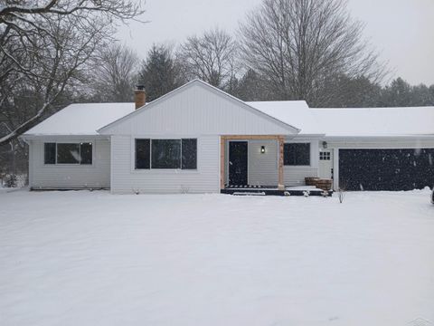 A home in Swan Creek Twp