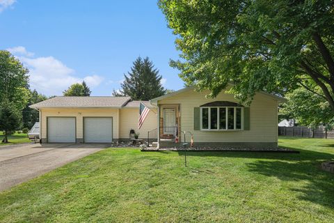 A home in Taymouth Twp