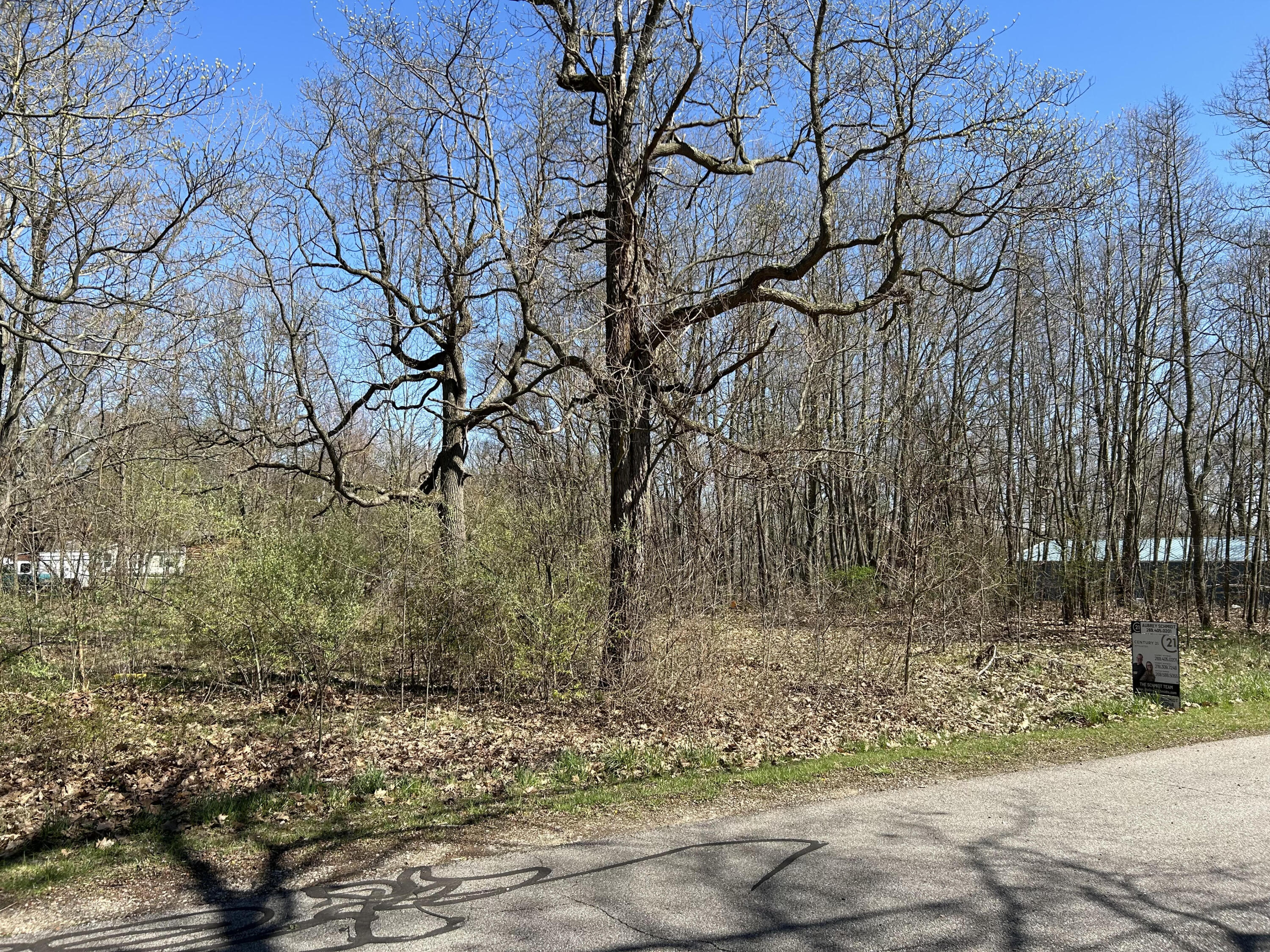 6609 Hollywood Drive