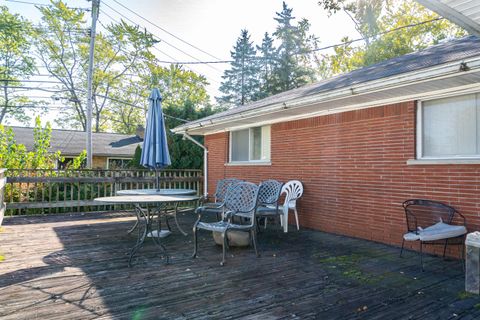 A home in Dearborn Heights