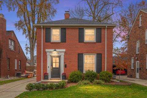 A home in Grosse Pointe Woods