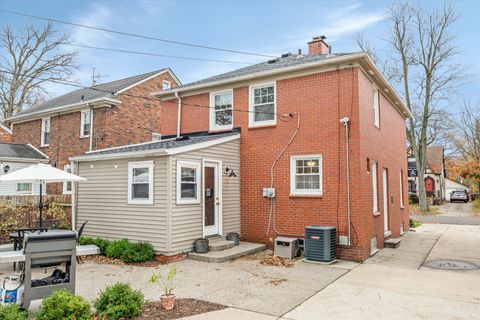 A home in Grosse Pointe Woods