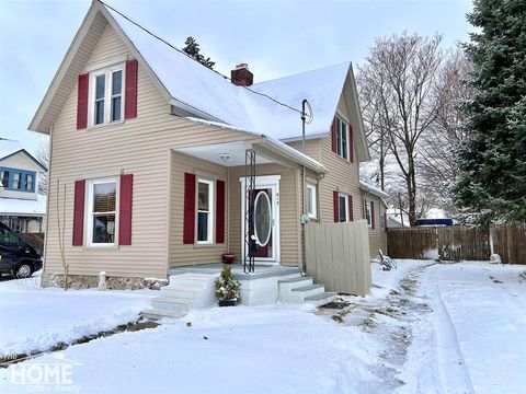 A home in Owosso